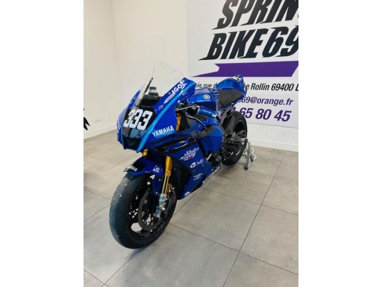 YAMAHA YZF R1 RACE