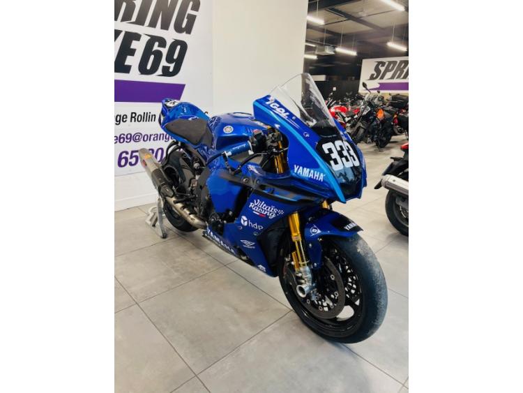 YAMAHA YZF R1 RACE