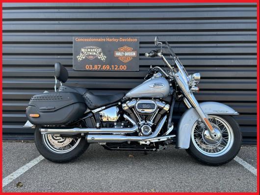 HARLEY-DAVIDSON SOFTAIL HERITAGE 1868 CLASSIC