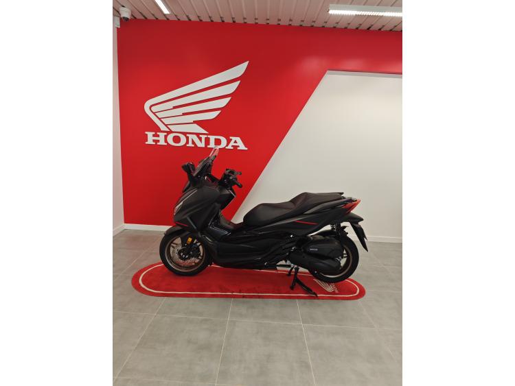 HONDA NSS FORZA 125 EDITION SPECIALE