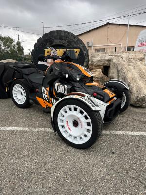 CAN-AM RYKER 900