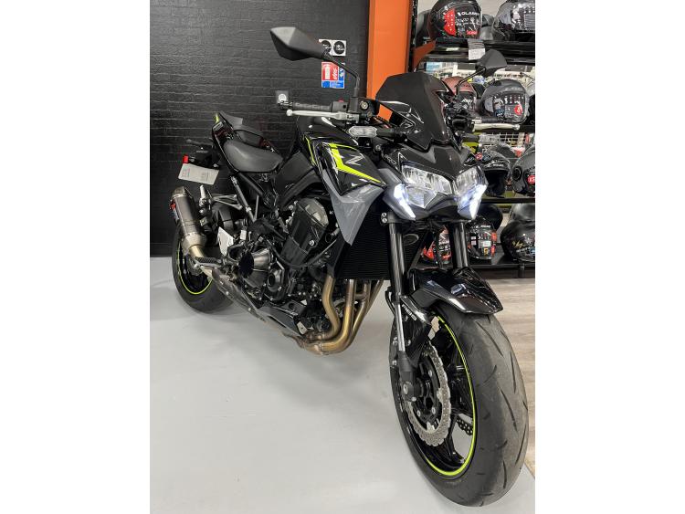 KAWASAKI Z 900