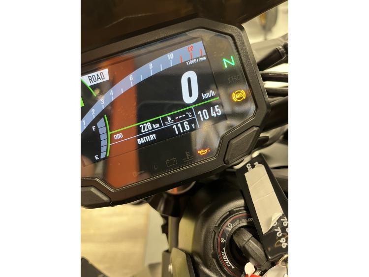 KAWASAKI Z 900