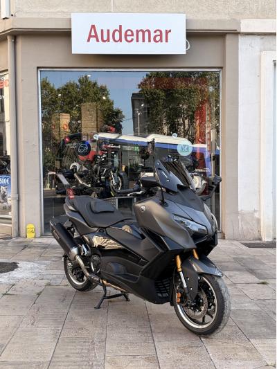 YAMAHA XP T-MAX 560 TECH MAX