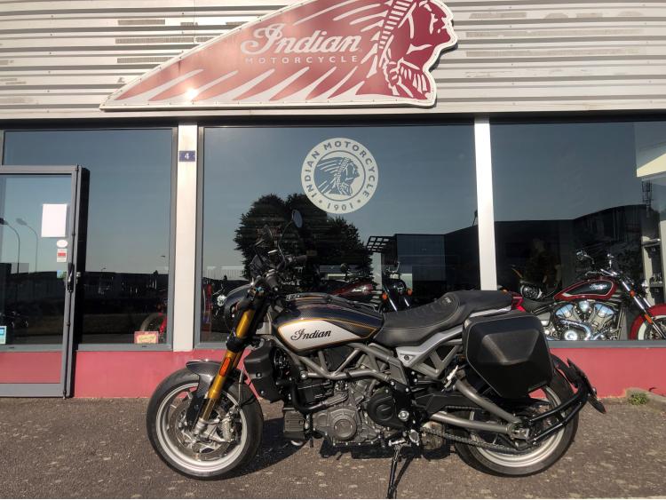 INDIAN FTR 1200 R CARBON