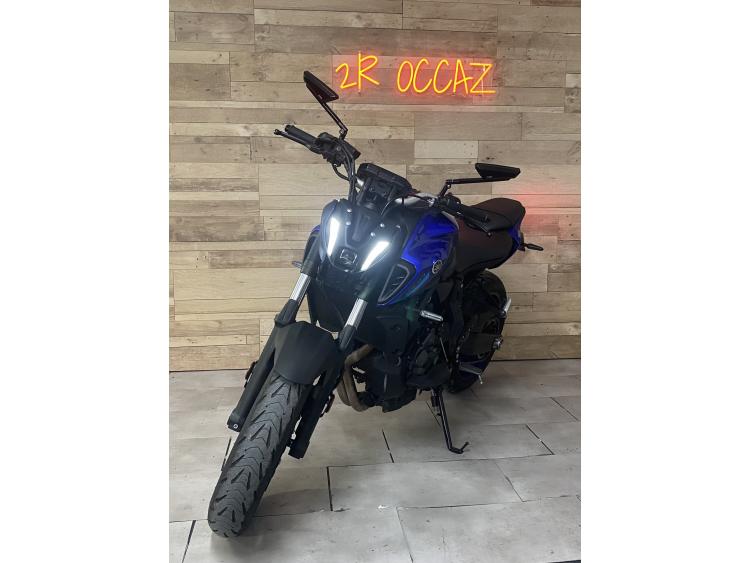 YAMAHA MT-07