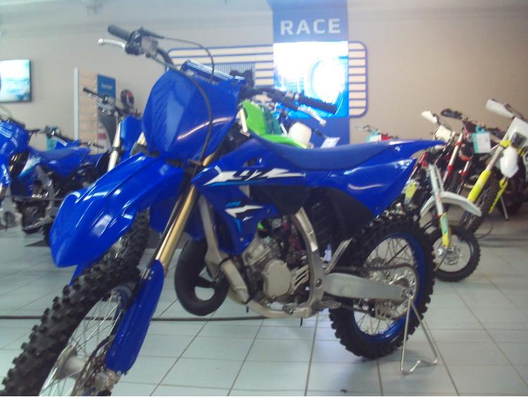 YAMAHA YZ 125