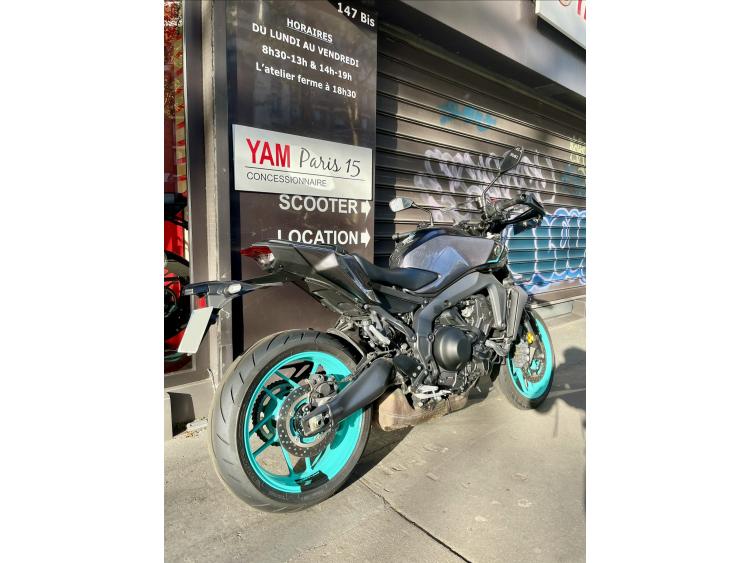 YAMAHA MT-09  Y-AMT ( MT MT09 MT9 Y AMT YAMT )