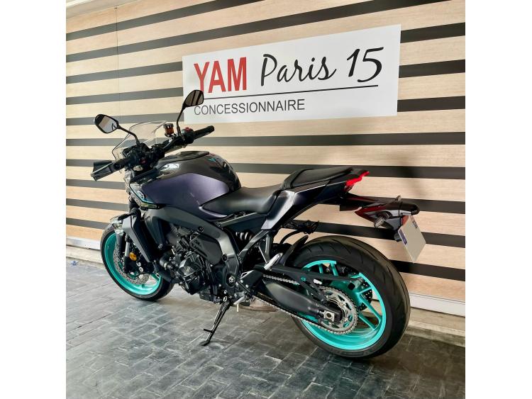 YAMAHA MT-09  Y-AMT ( MT MT09 MT9 Y AMT YAMT )