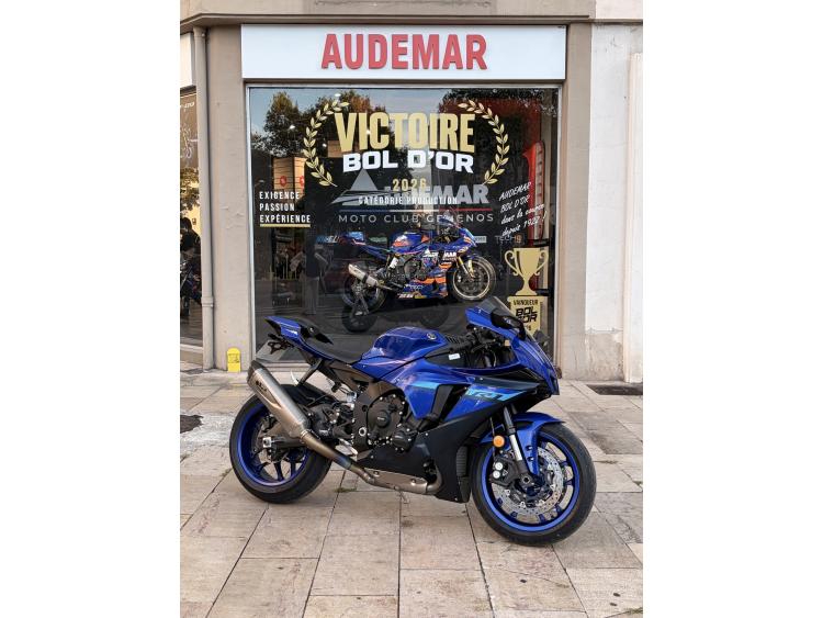 YAMAHA YZF 1000 R1