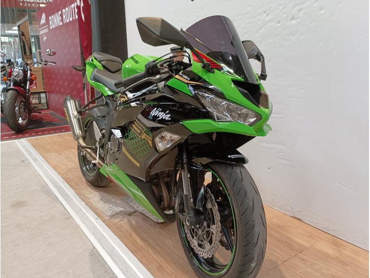 KAWASAKI ZX 6R