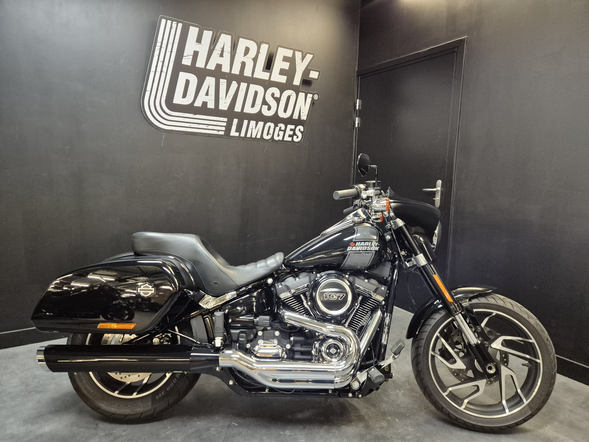 HARLEY-DAVIDSON SOFTAIL SPORT GLIDE 1745