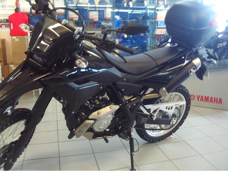 YAMAHA WR125R
