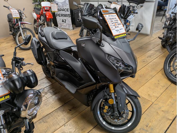 YAMAHA XP T-MAX 560 TECH MAX
