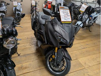 YAMAHA XP T-MAX 560 TECH MAX