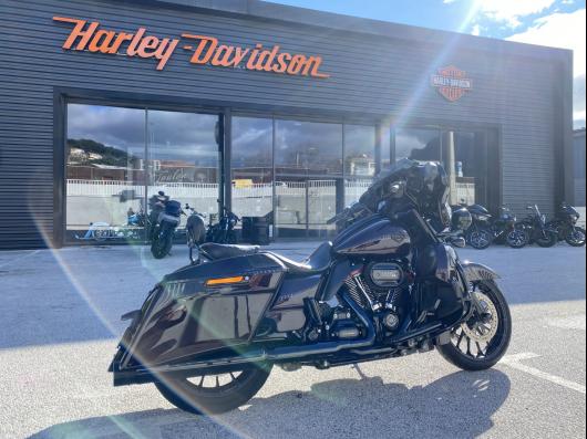 HARLEY-DAVIDSON TOURING STREET GLIDE 1923 CVO 