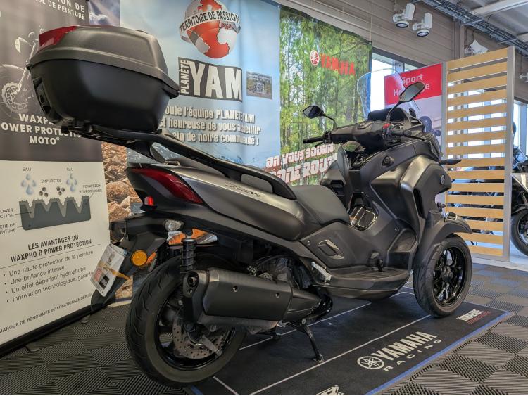 YAMAHA TRICITY 300