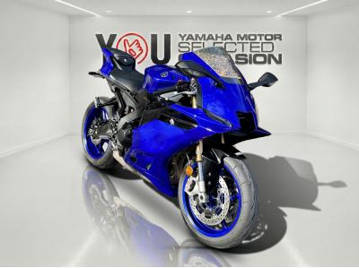 YAMAHA YZF-R9