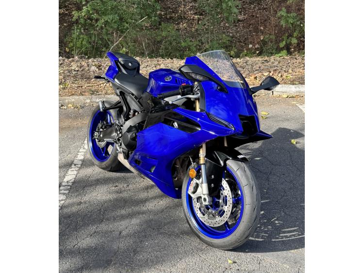 YAMAHA YZF-R9