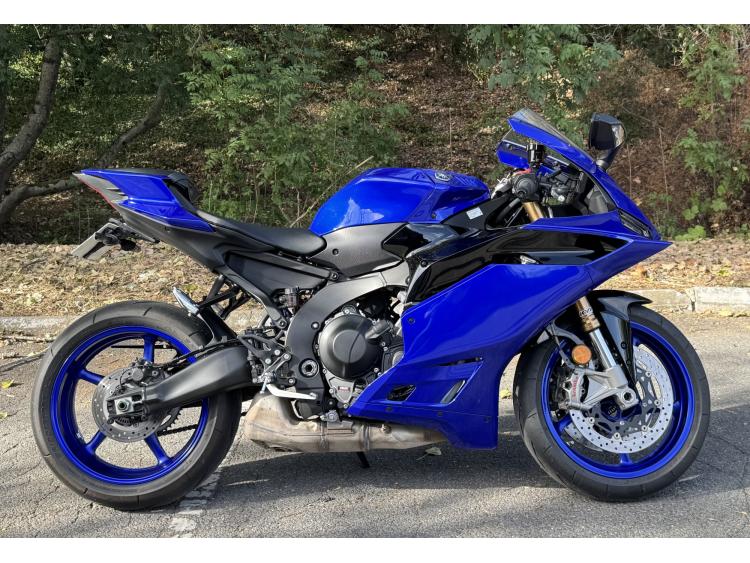 YAMAHA YZF-R9
