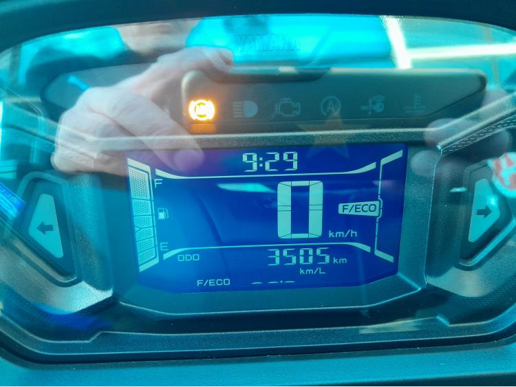 YAMAHA NMAX 125. Premiere main