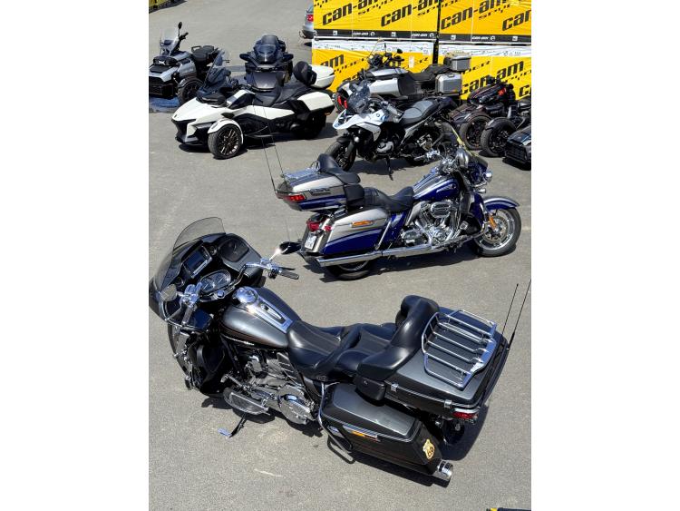 HARLEY-DAVIDSON TOURING ROAD GLIDE 1800 CVO - electra ltd ultra st limited roadglide