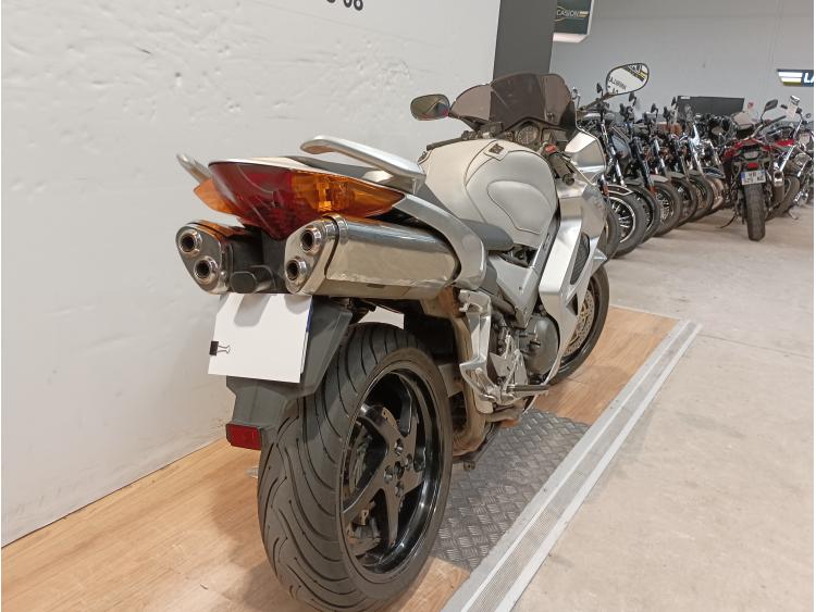 HONDA VFR 800 V-TEC