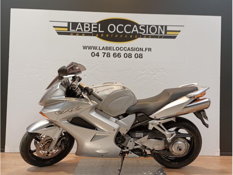 HONDA VFR 800 V-TEC