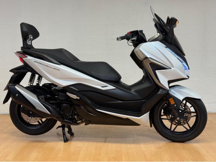 HONDA FORZA 350