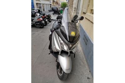 SUZUKI BURGMAN 200