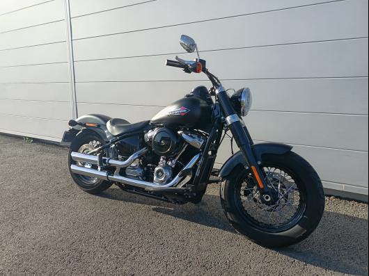 HARLEY-DAVIDSON SOFTAIL SLIM 1745