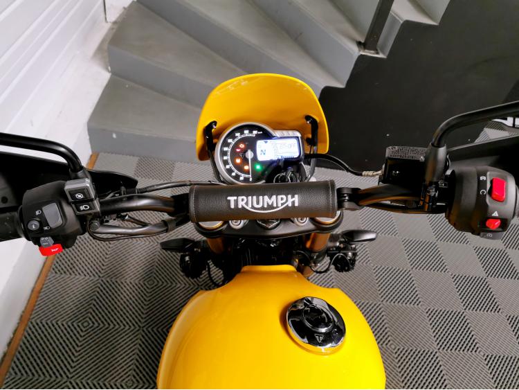 TRIUMPH Scrambler 400 XC - 1ERE MAIN - ACCESSIBLE A2 - 400XC