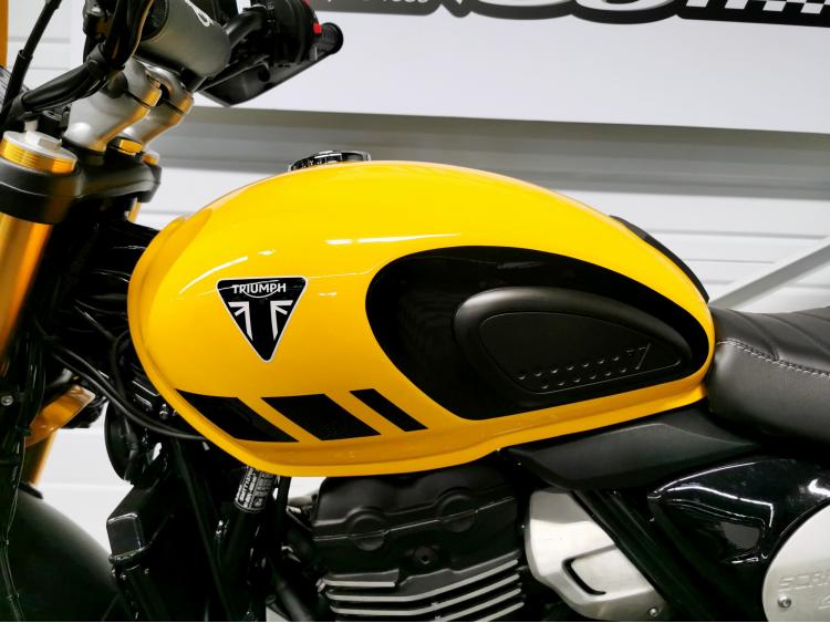 TRIUMPH Scrambler 400 XC - 1ERE MAIN - ACCESSIBLE A2 - 400XC