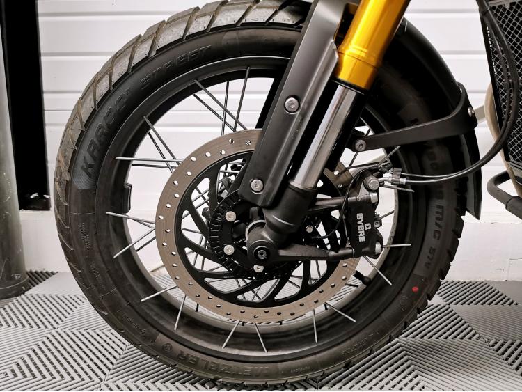 TRIUMPH Scrambler 400 XC - 1ERE MAIN - ACCESSIBLE A2 - 400XC