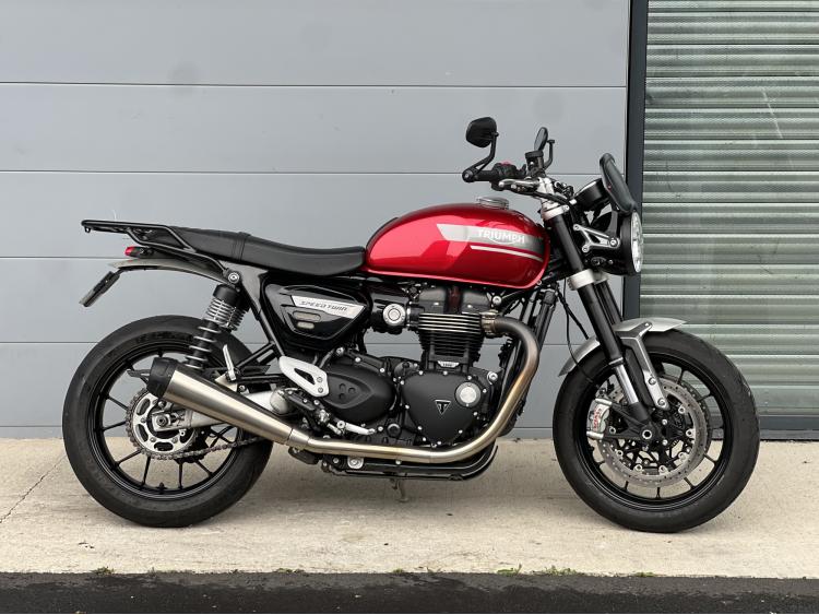 TRIUMPH SPEED TWIN 1200