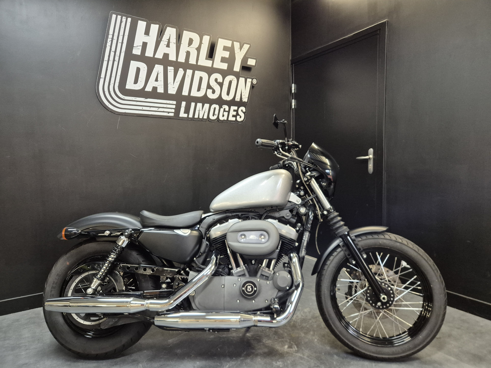 HARLEY-DAVIDSON SPORTSTER NIGHTSTER 1200