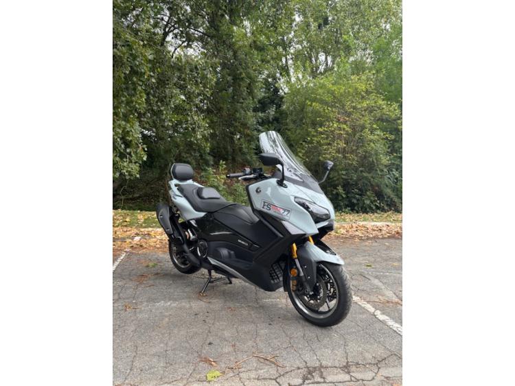 YAMAHA XP T-MAX 560 TECH MAX