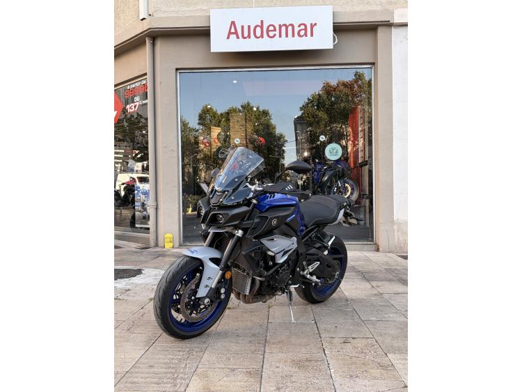 YAMAHA MT-10