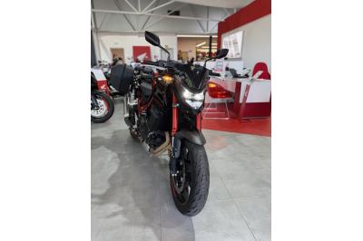 HONDA CB 750 HORNET