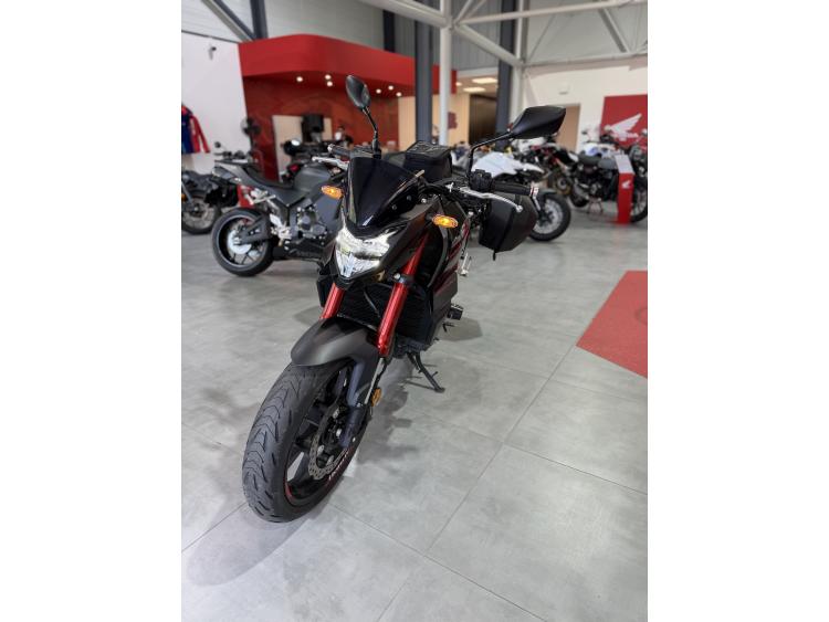 HONDA CB 750 HORNET
