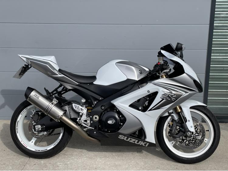 SUZUKI GSX-R 1000