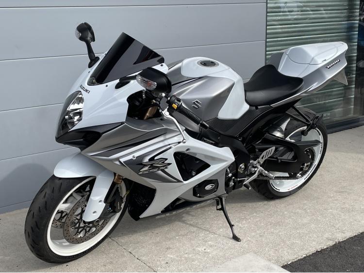 SUZUKI GSX-R 1000