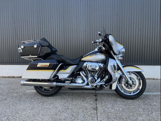 HARLEY-DAVIDSON TOURING ELECTRA GLIDE 1800 ULTRA CLASSIC CVO 105th ANNIVERSAIRE