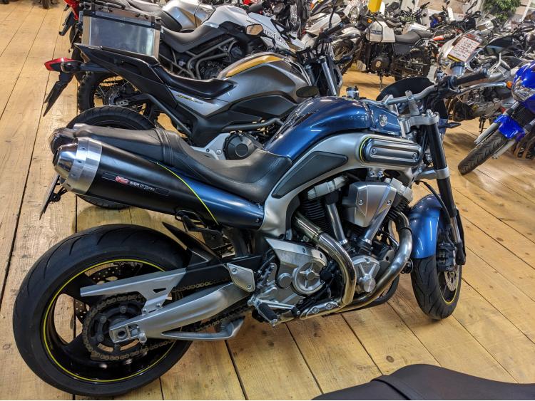 YAMAHA MT-01