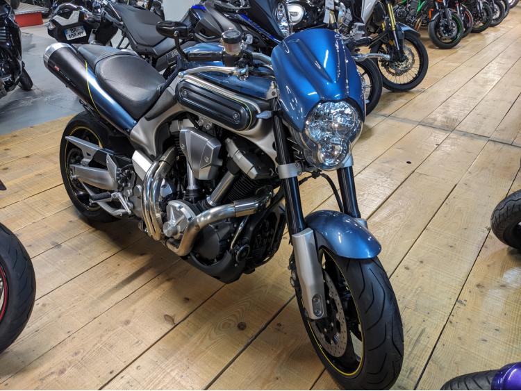 YAMAHA MT-01