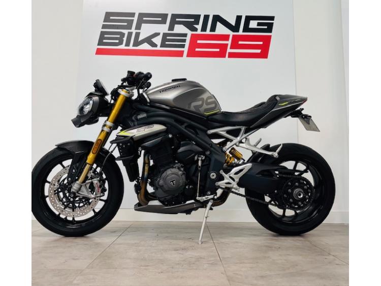 TRIUMPH SPEED TRIPLE 1200 RS