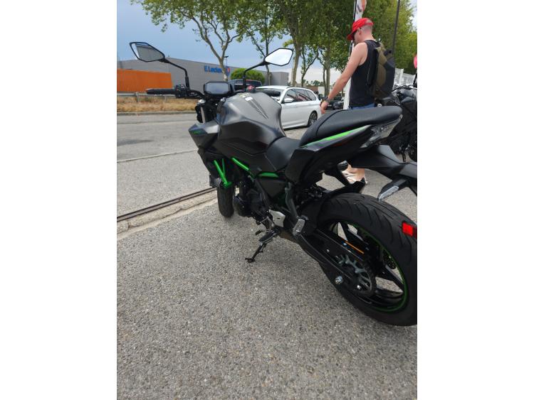 KAWASAKI Z 650