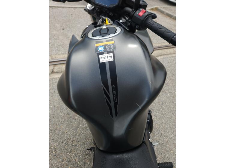 KAWASAKI Z 650