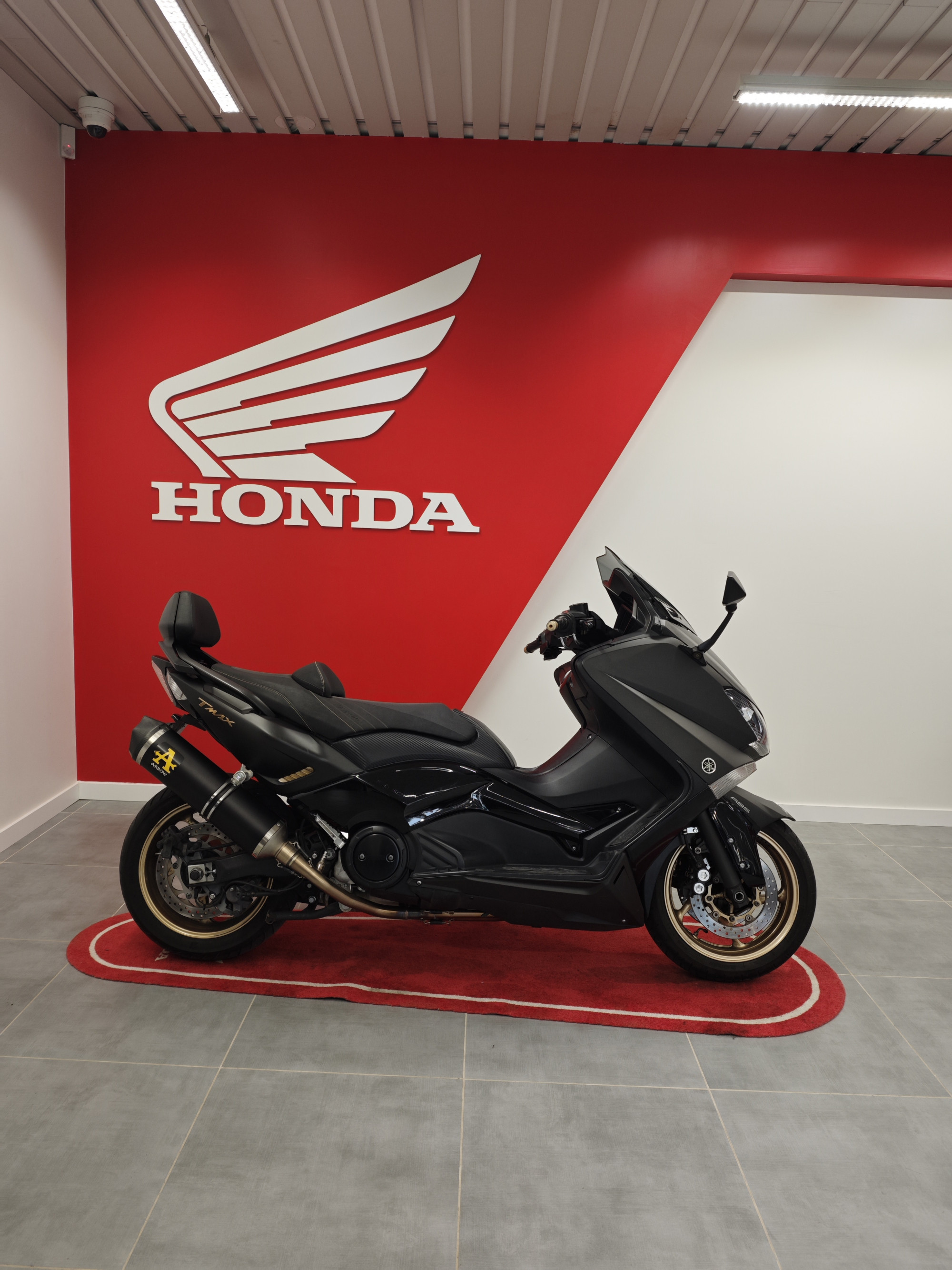 YAMAHA XP T-MAX 530 ABS BLACK MAX