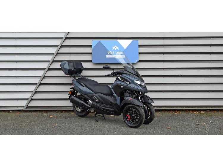 YAMAHA TRICITY 300